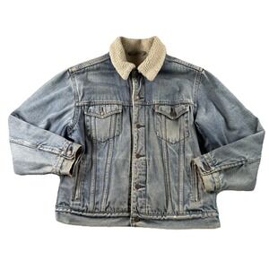 Levis Sherpa Lined Denim Trucker Jacket Mens L Vintage Wash 70520 Distressed Y2K